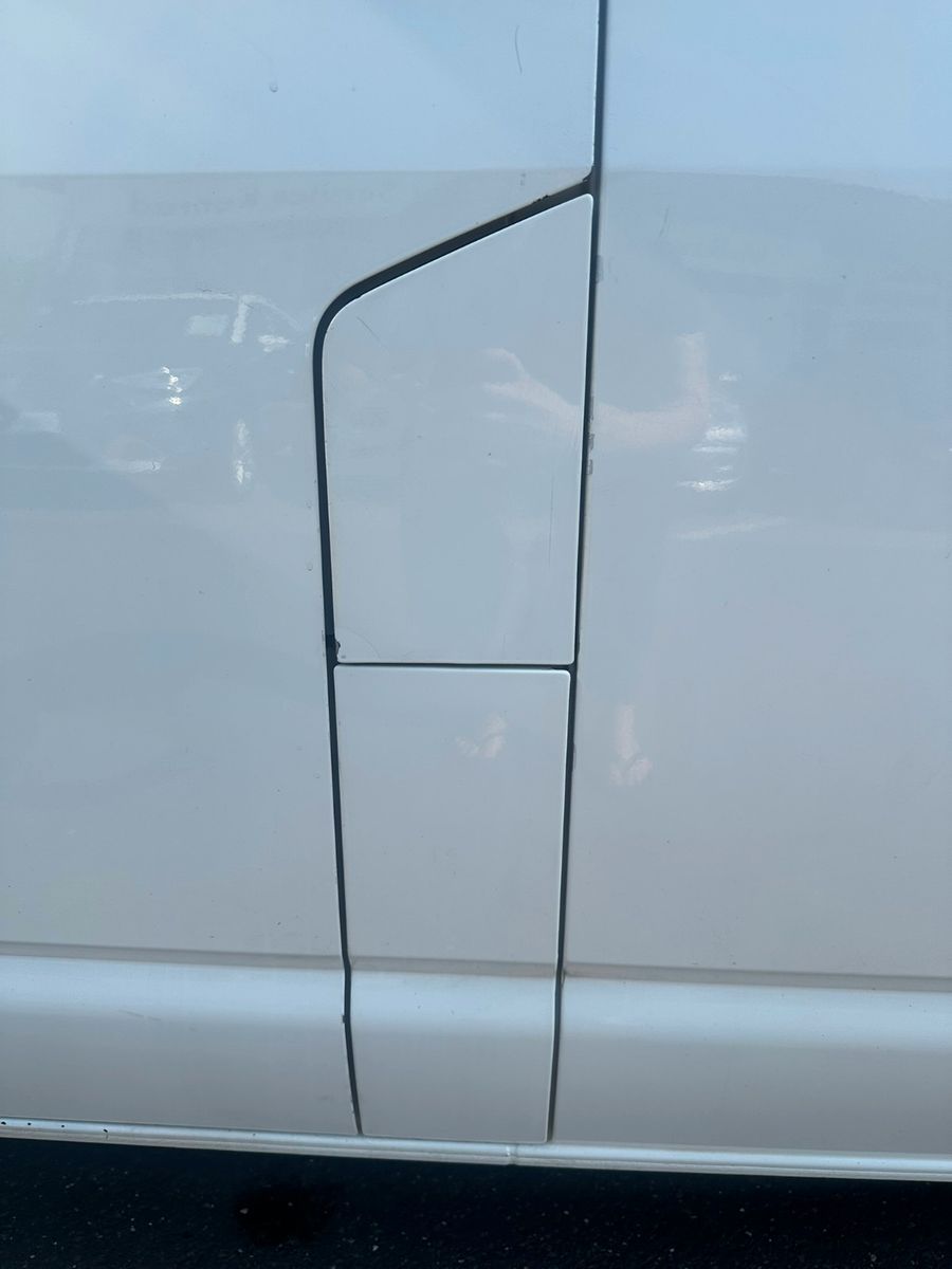 Fahrzeugabbildung Volkswagen T5 Transp. Kasten-Kombi 4Motion nur f Ex-/Import