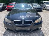 BMW 320i Touring *Automatik*Xenon* - BMW 320 aus 2009: Kombi