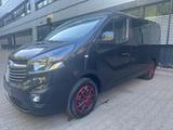 Opel VIVARO B 1.6 BiTURBO L1H1 9 SITZER AHK/NAVI/PDC - Opel Vivaro: 1.9