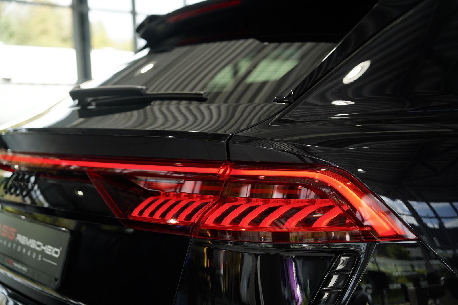 Audi Rsq8