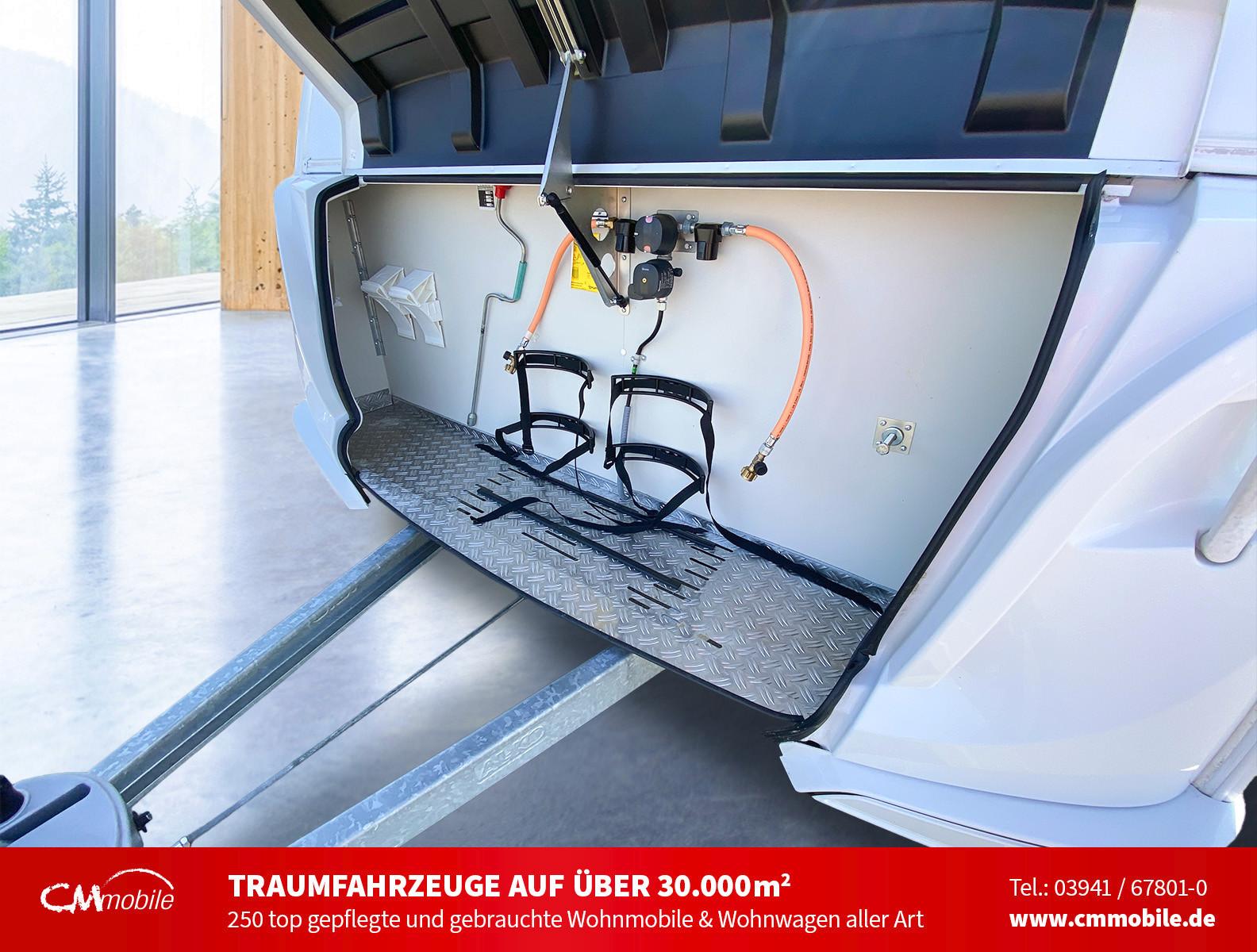 Knaus Sport 450 FU Silver Selection - Rundsitzgruppe