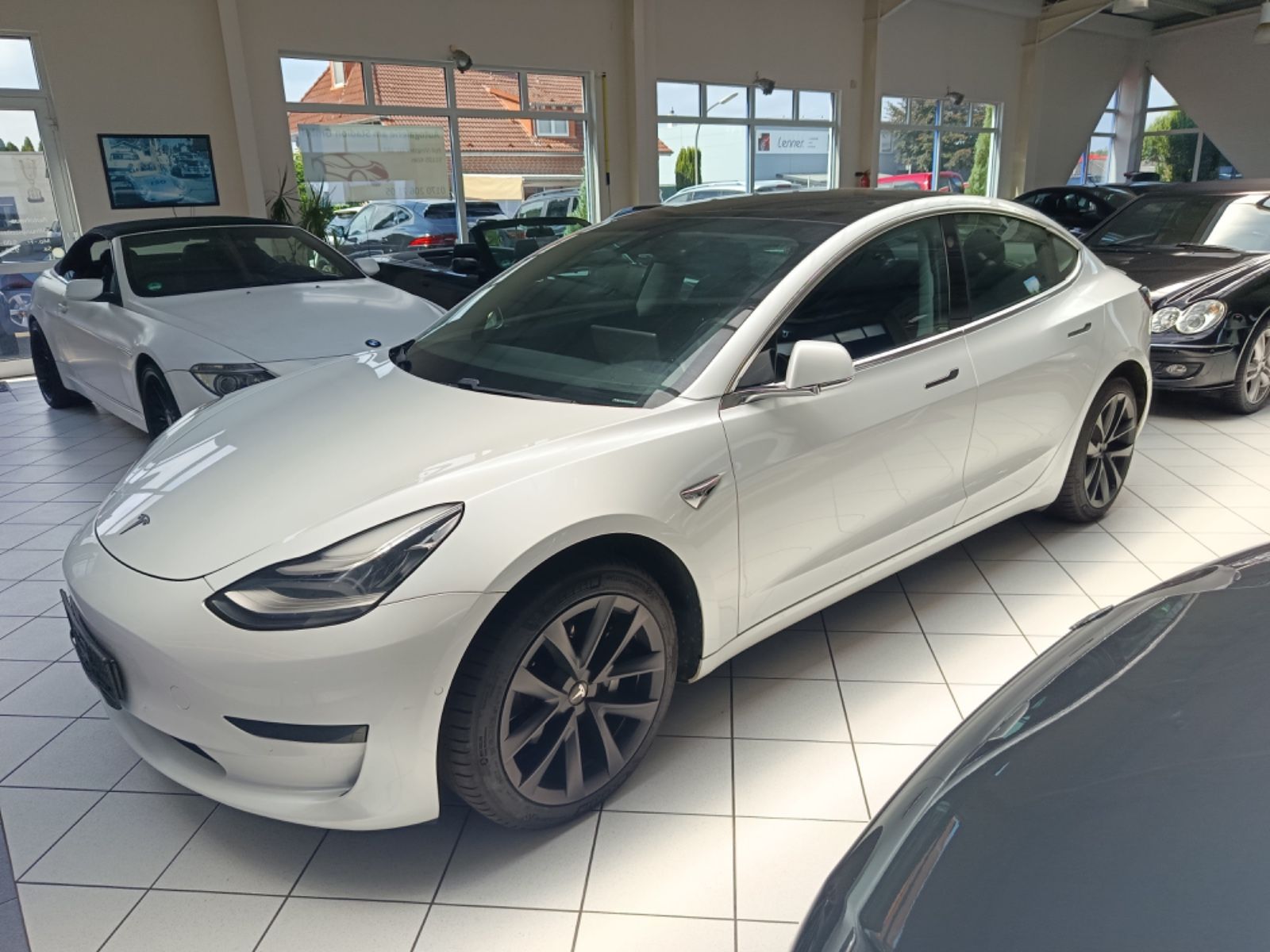 Tesla Model 3 Standard Range Plus RWD*PANORAMA*