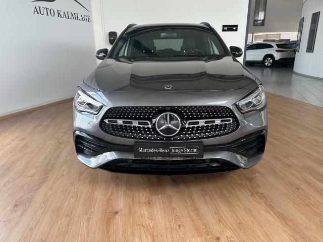 Mercedes-Benz GLA 200 AMG AHK+DISTRONIC+NIGHT+NAVI+KAMERAKlima