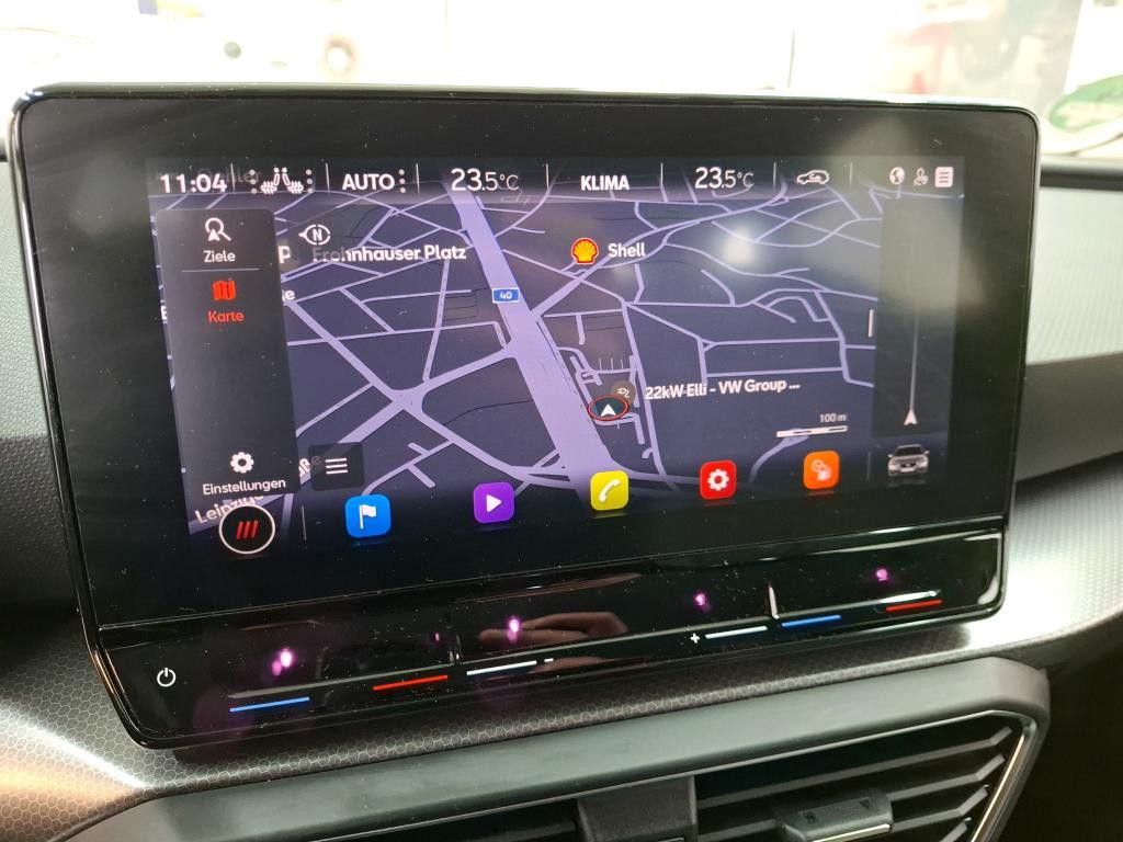 Fahrzeugabbildung SEAT Leon SP 2.0 TDI DSG Style-LED-NAV-TEMP.-APPS-SHZ