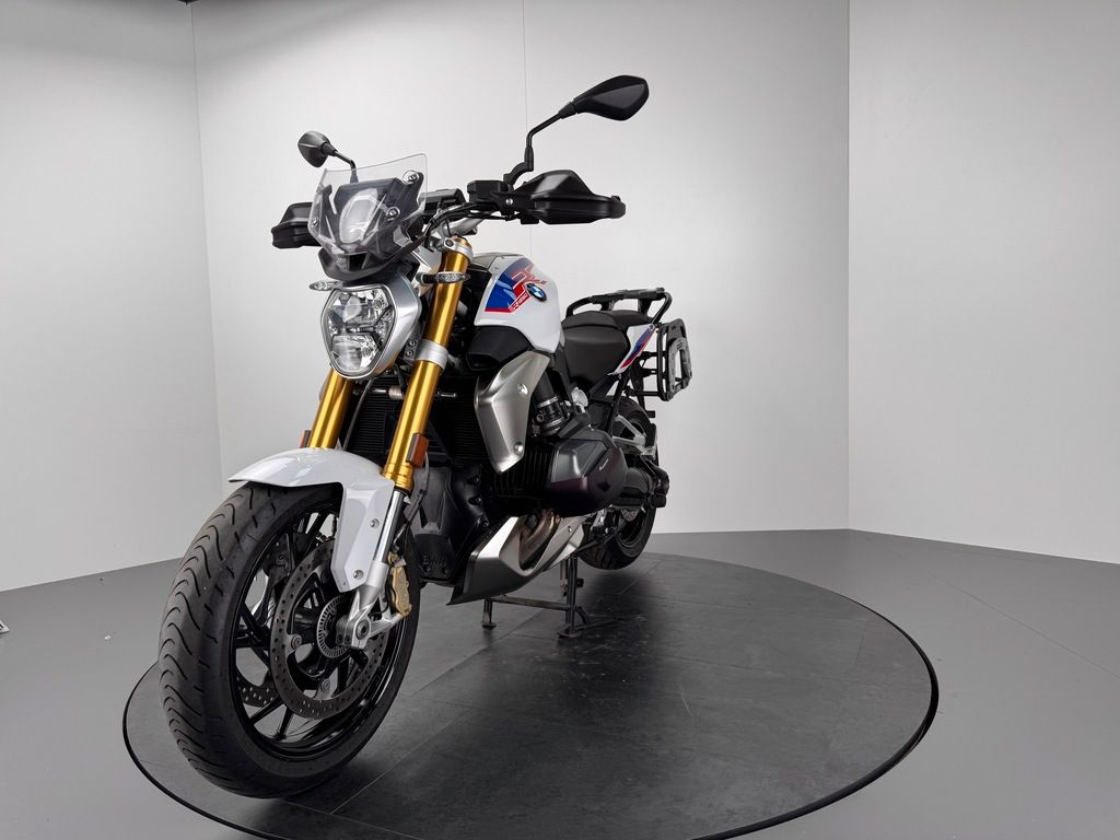 Fahrzeugabbildung BMW R 1250 R *SCHECKHEFTGEPFL. *1. HAND *TOP-ZUSTAND