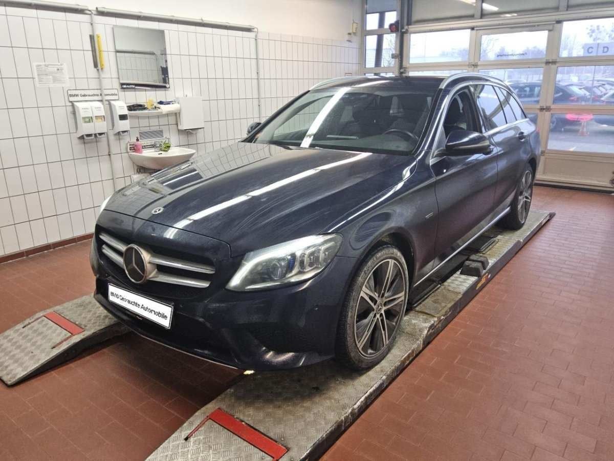 Fahrzeugabbildung Mercedes-Benz C 300 e T 9G-T Avantgarde AHK BURMESTER LED KAME