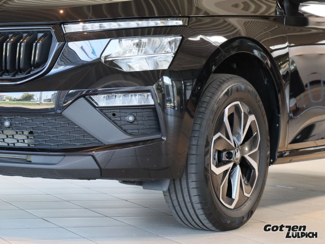 Fahrzeugabbildung SKODA Kamiq Selection 1.5 TSI LED DSG Keyless-Entry