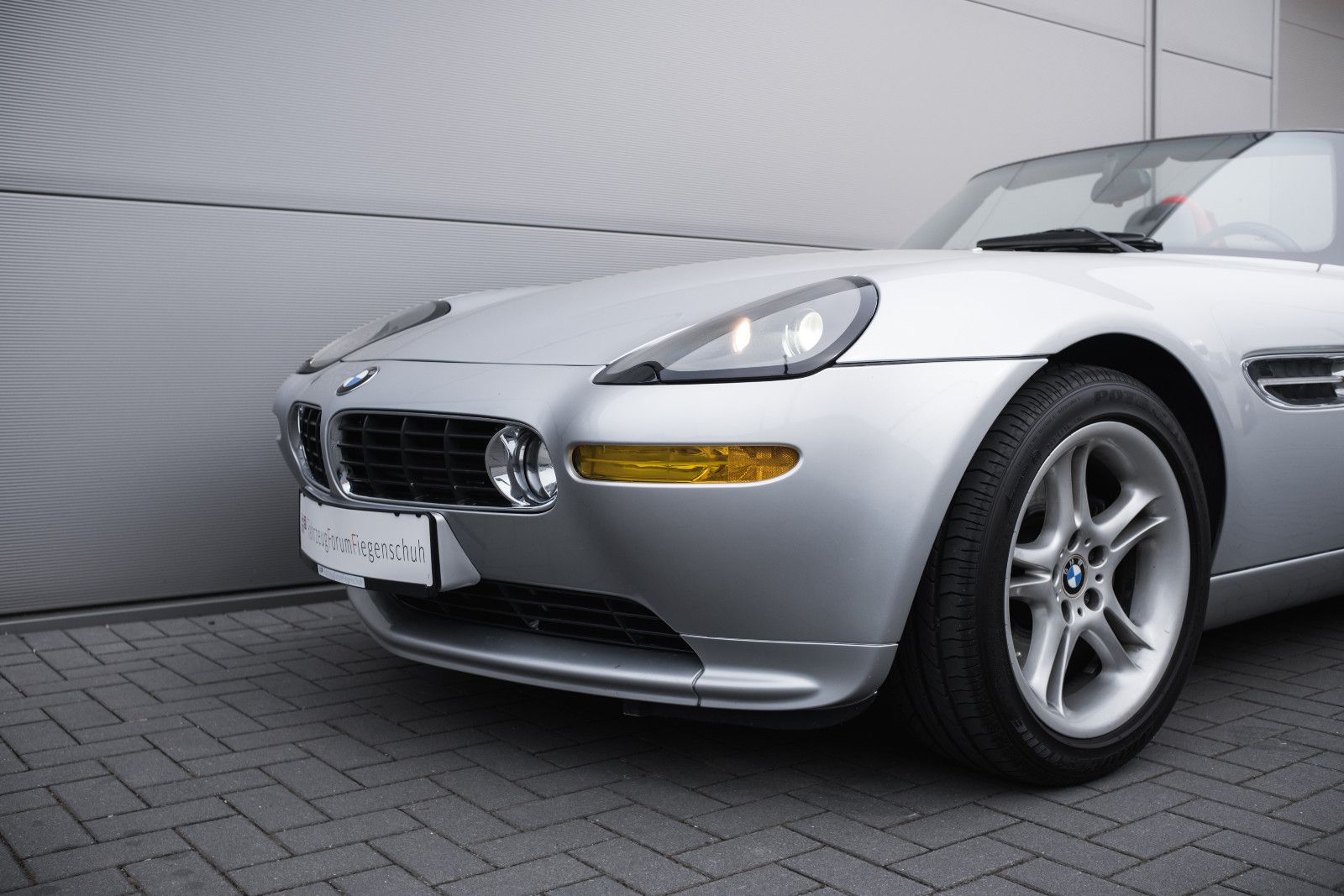 Fahrzeugabbildung BMW Z8 4.9 Roadster - 1. Hand - dt. Erstauslieferung