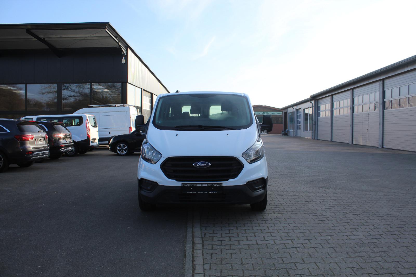 Ford Transit Custom Kombi 320 L1 (9 Sitzer)