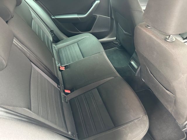 Fahrzeugabbildung Skoda Octavia Combi 1.6 TDI +Navi+CarPlay+SHZ+BT+USB