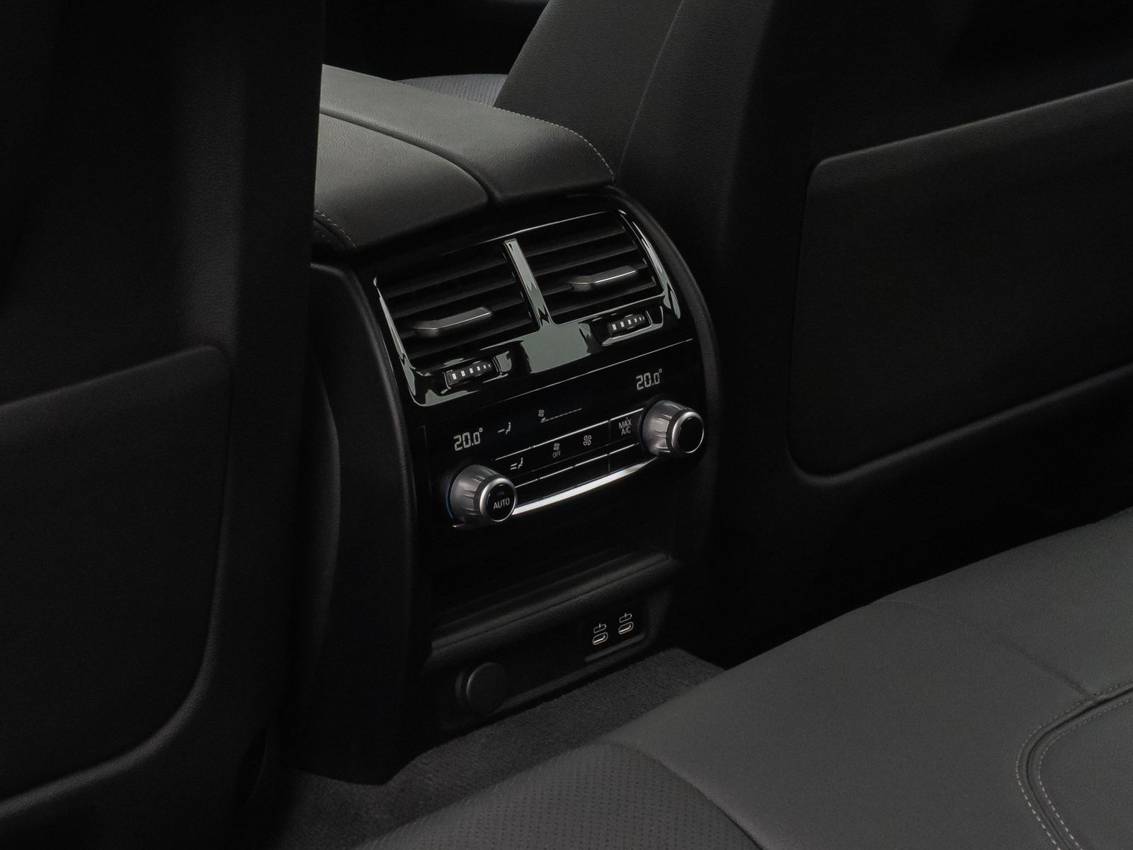 Fahrzeugabbildung BMW 520d Alarm AHK CockpitPlus Stop&go Kamera DAB