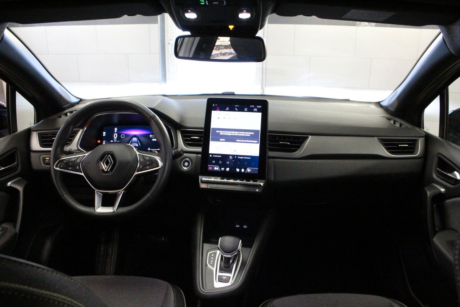 Fahrzeugabbildung Renault Captur Mild Hybrid 160 EDC Techno *Ganzjahresrei