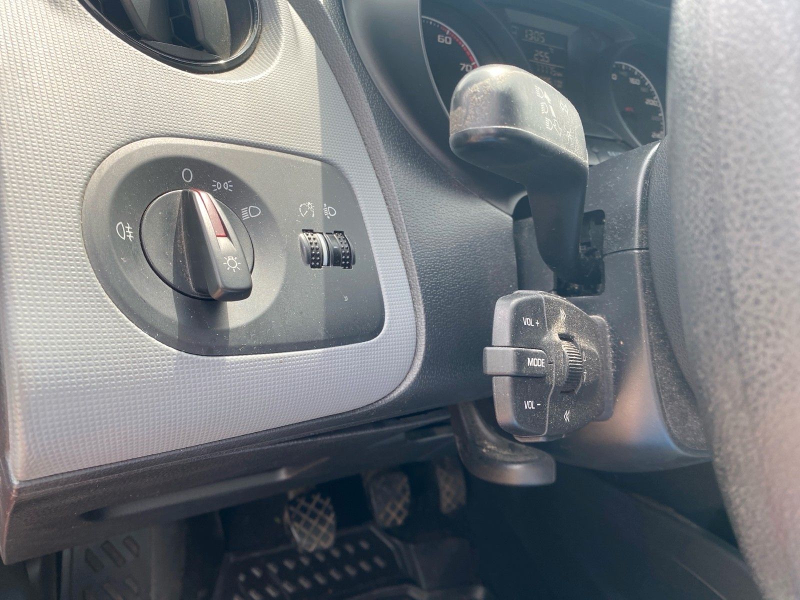 SEAT Ibiza SC Reference Salsa Klima – Bild 14