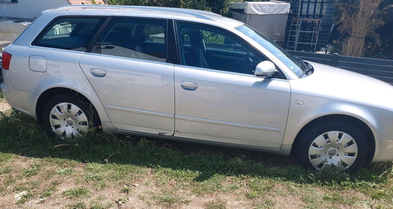 Audi A4 2005 — rear view