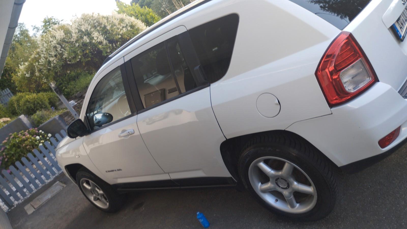 Jeep Compass 2011 — photo 7