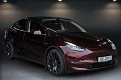 TESLA Model Y Performance AWD MY2023*AHK*Unfallfrei