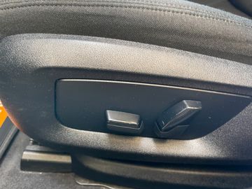 BMW 520 Touring 520 d *1.HAND*HUD*NAVI*KAM*LED*AHK*