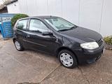 Fiat Punto 1.2 8V Active Clima Tüv + Inspektion neu - Fiat Punto in Leverkusen