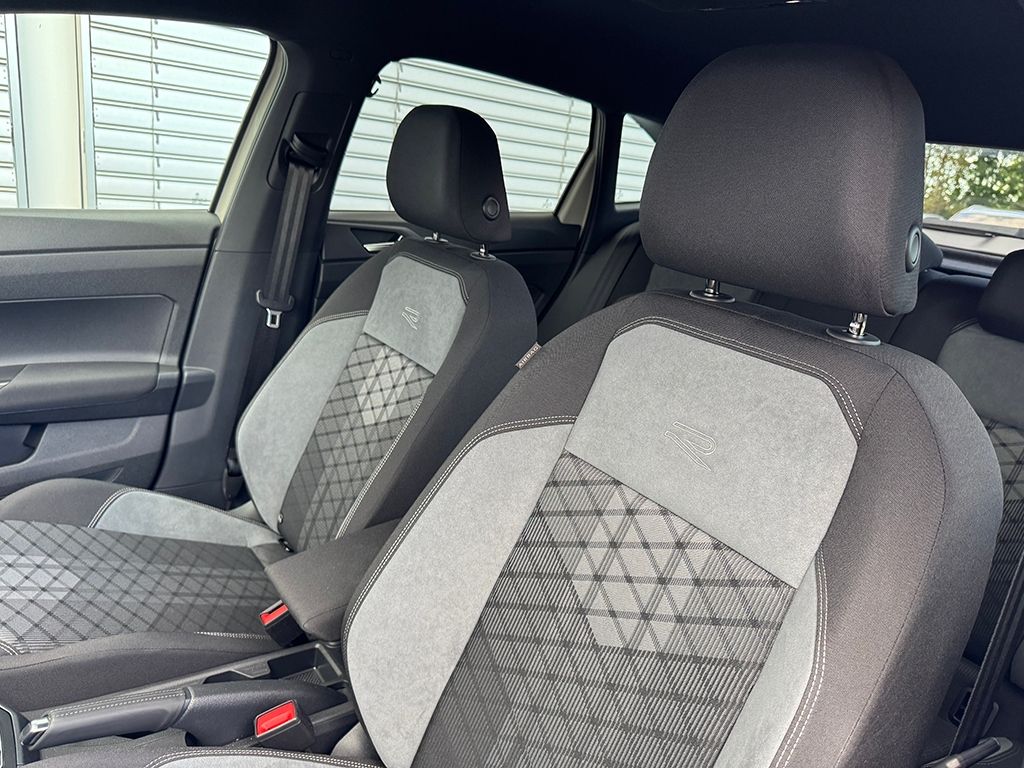 Taigo 1.5 TSI DSG R-LINE *AHK*MATRIX*KAMERA*