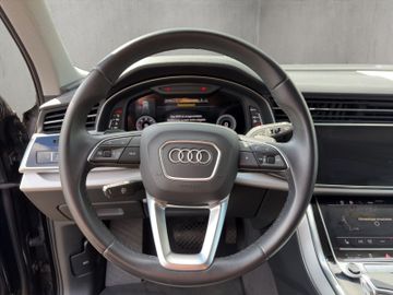 Audi Q7 - 10