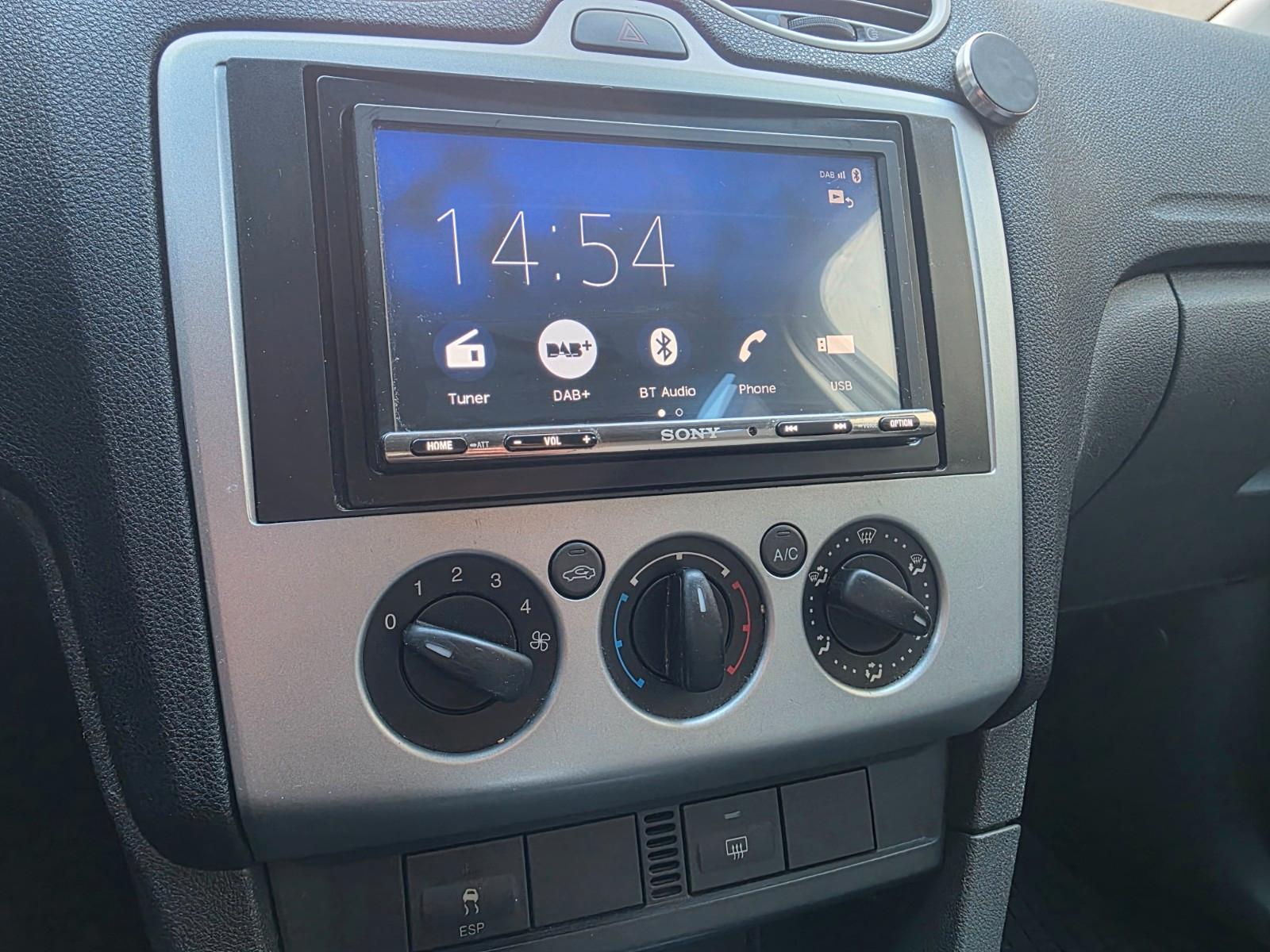 Ford Focus 2006 — photo 11
