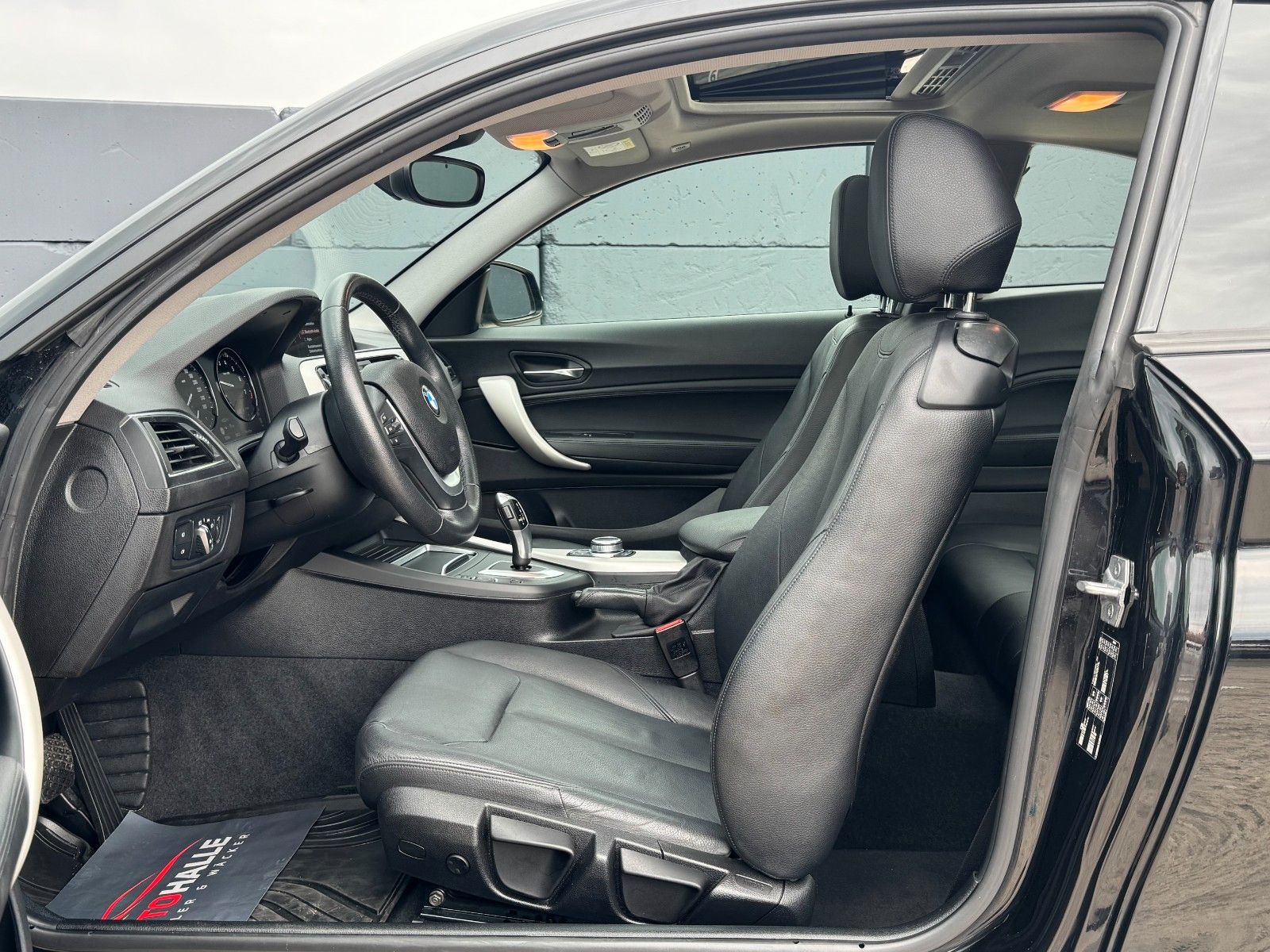 Fahrzeugabbildung BMW 218i Coupe Advantage Autom. Leder BL PDC LED SHZ