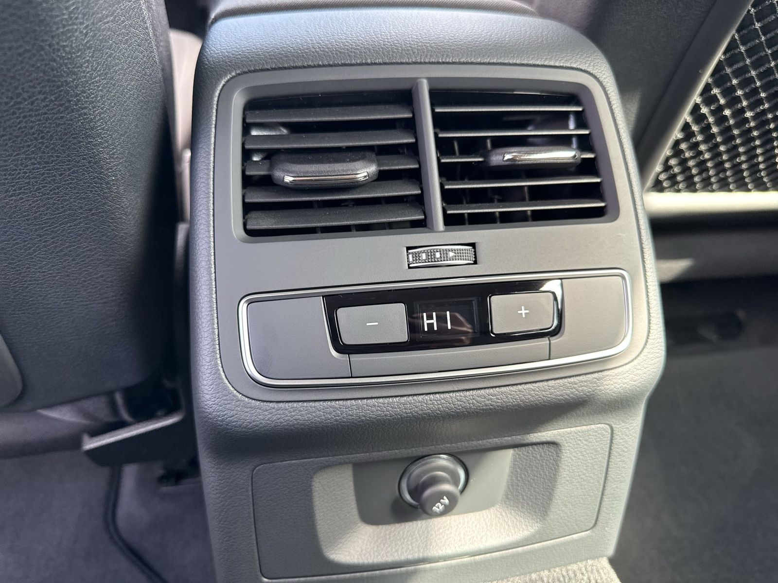 Audi A4 - Bild 16