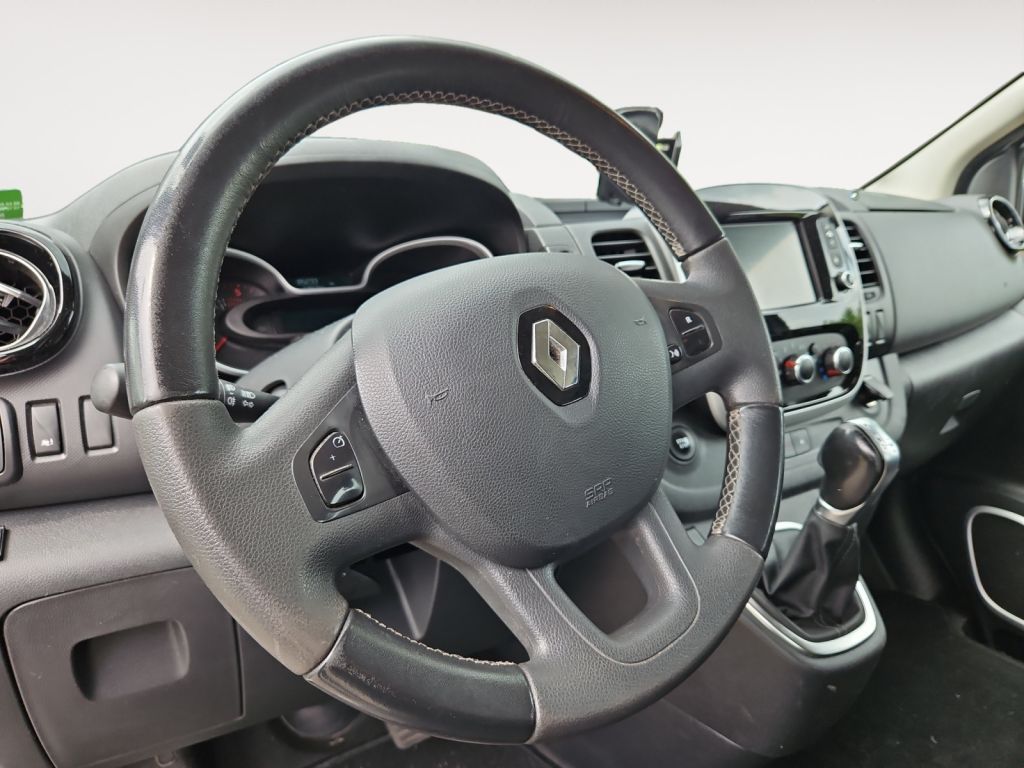 Fahrzeugabbildung Renault Trafic ENERGY dCi 170 EDC Grand Combi Life