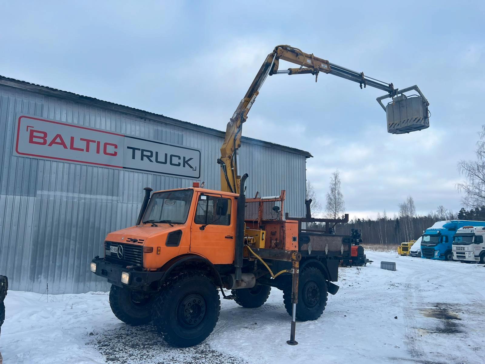 Mercedes-Benz UNIMOG 1750L, 4x4, CRANE + REMOTE + BASKET