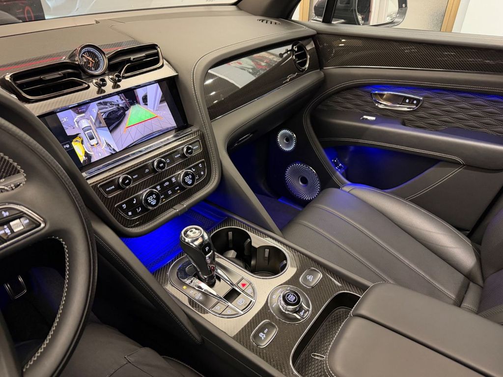 BENTLEY Bentayga 2026