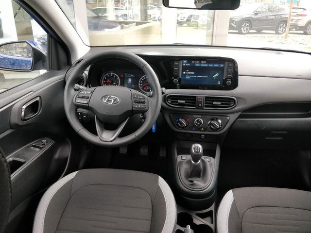 Fahrzeugabbildung Hyundai NEW i10 1.0 Edition 30 15"ALU SHZ KLIMA