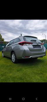 Toyota Auris Touring Sports 1,2-l-Turbo Comfort S/S... - Toyota Auris Comfort mit Benzin-Antrieb