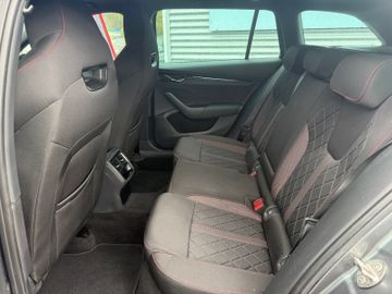 Skoda Octavia Combi RS+Pano+LED+RFK+DAB