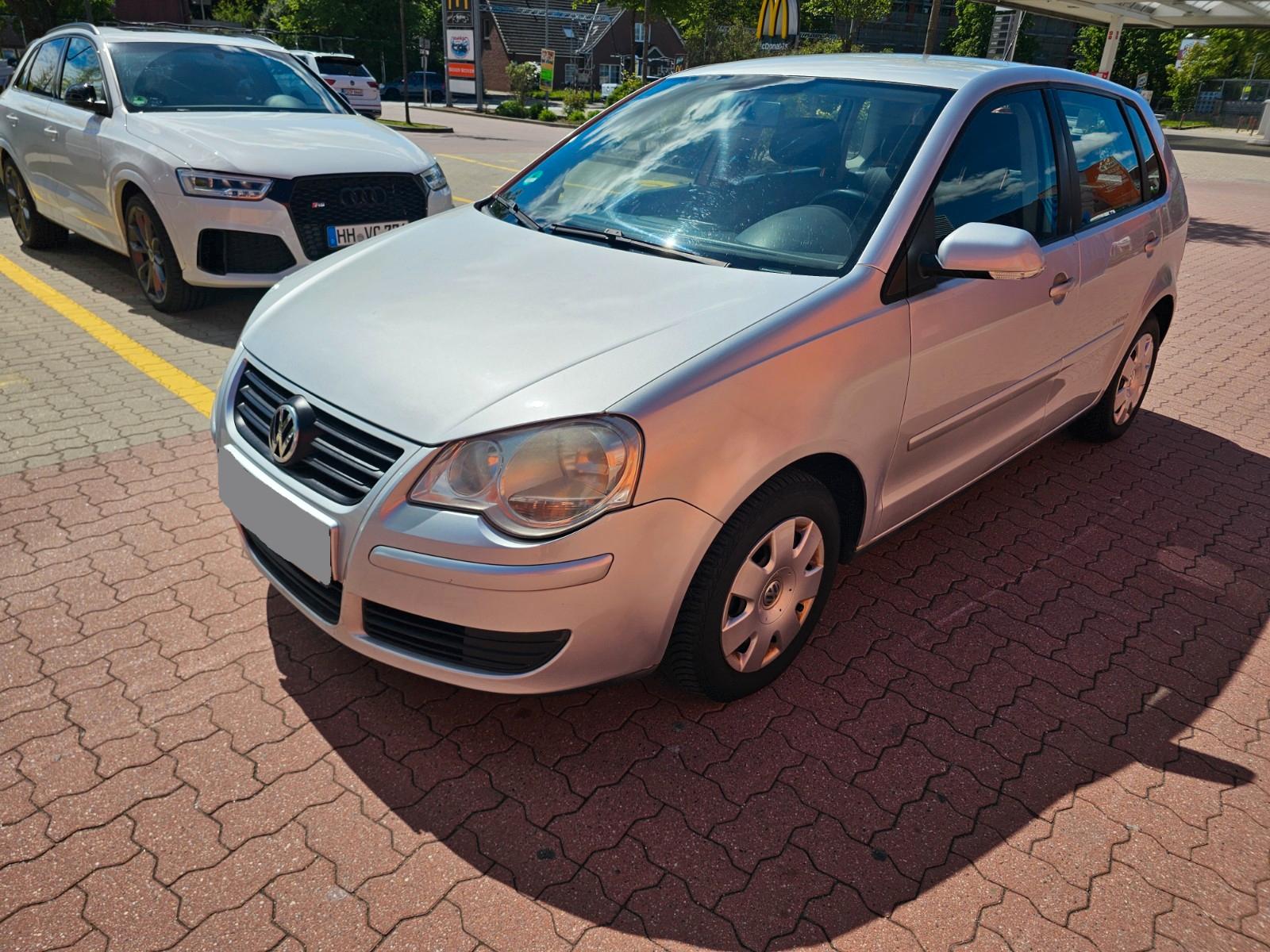 Volkswagen Polo United/2 Jahr Garantie/ 1.Hand/ Kette gewec