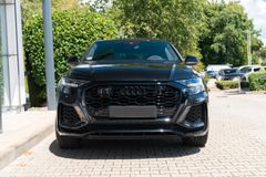 AUDI RSQ8 TFSI quattro/ AHK/ RS ESSENTIAL/ KERAMIK AUDI RSQ8 TFSI quattro/ AHK/ RS ESSENTIAL/ KERAMIK