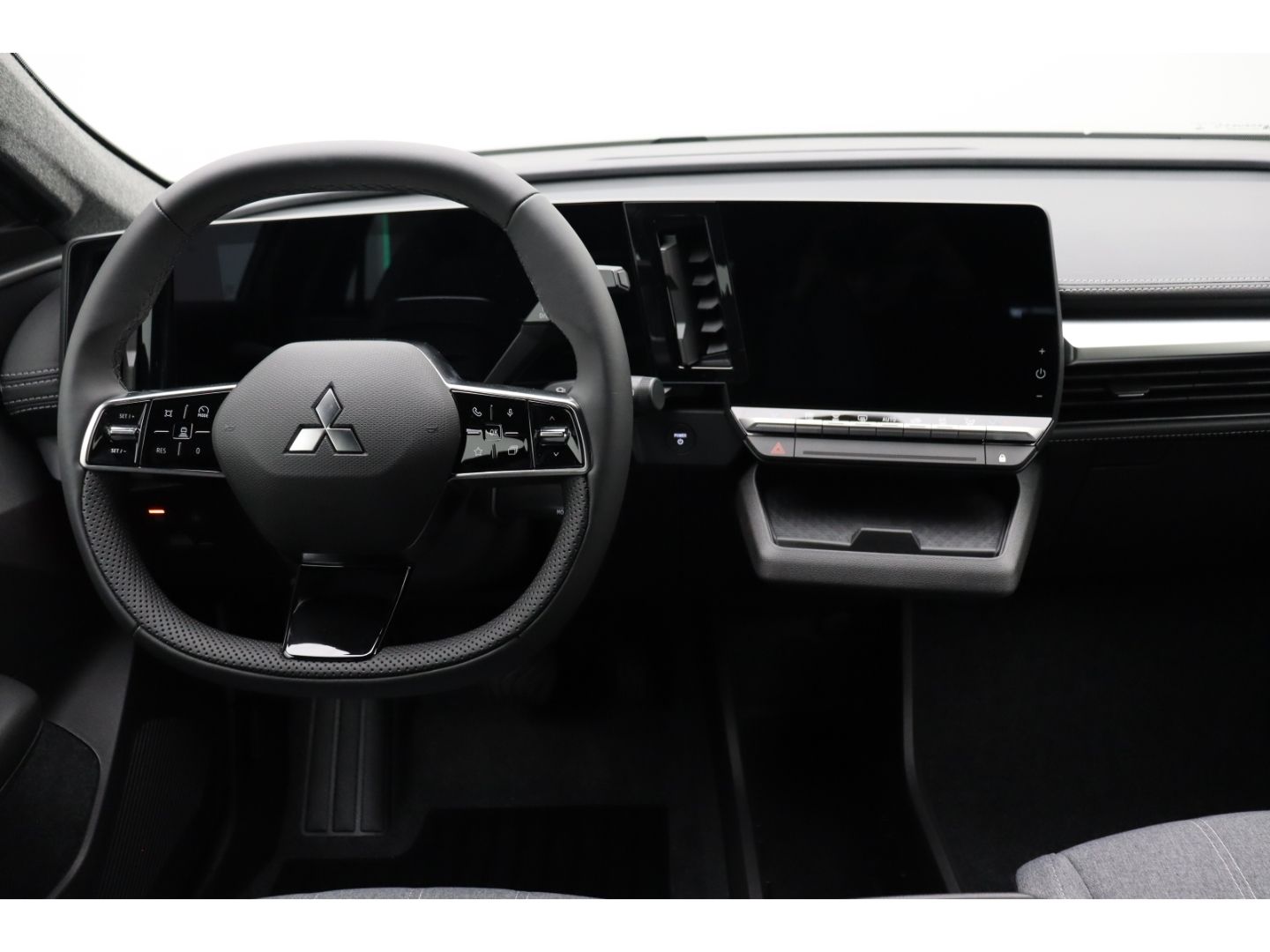 Fahrzeugabbildung Mitsubishi Eclipse Cross Diamant PLUS 87 kWh (11kW) Navi Di