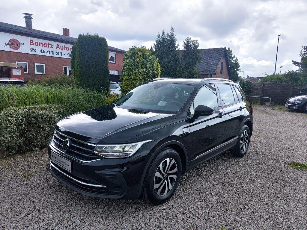 Volkswagen Tiguan 2.0 TDI DSG ACTIVE *AHK,Navi,Klimatr,SHZ*