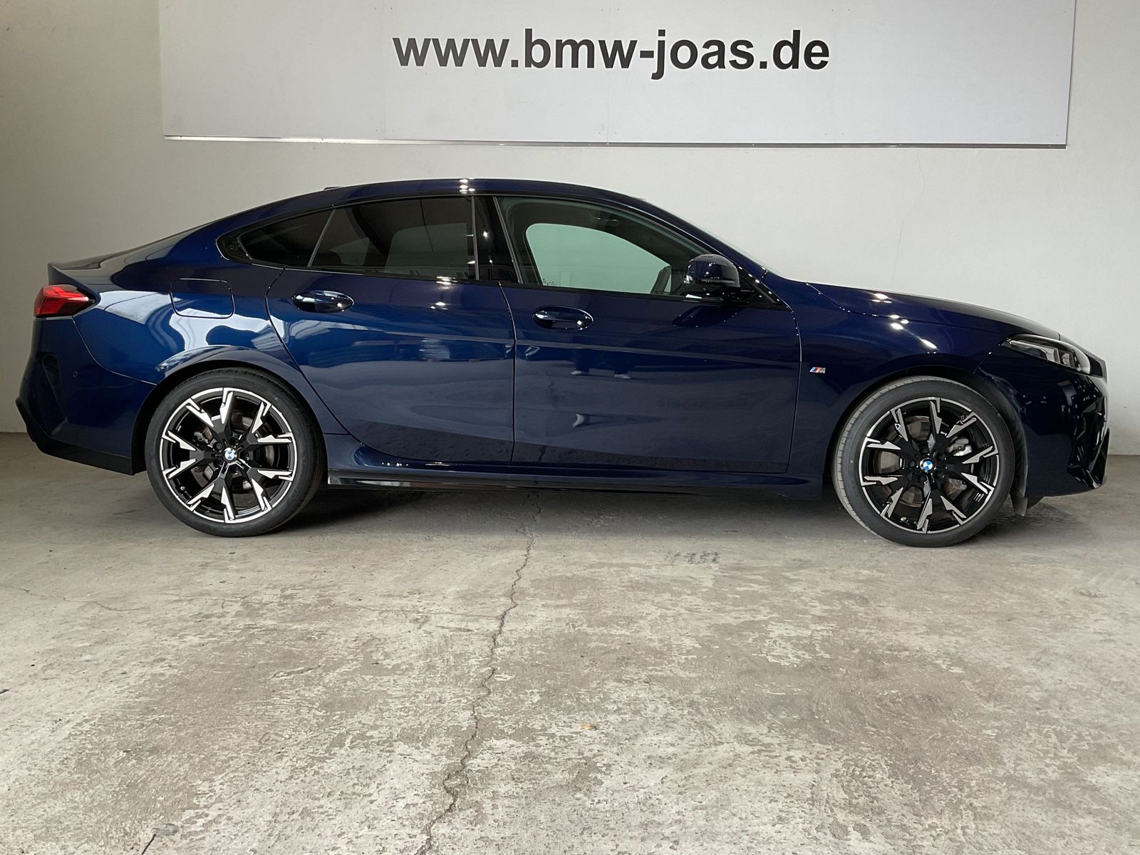 BMW 223 - Bild 11