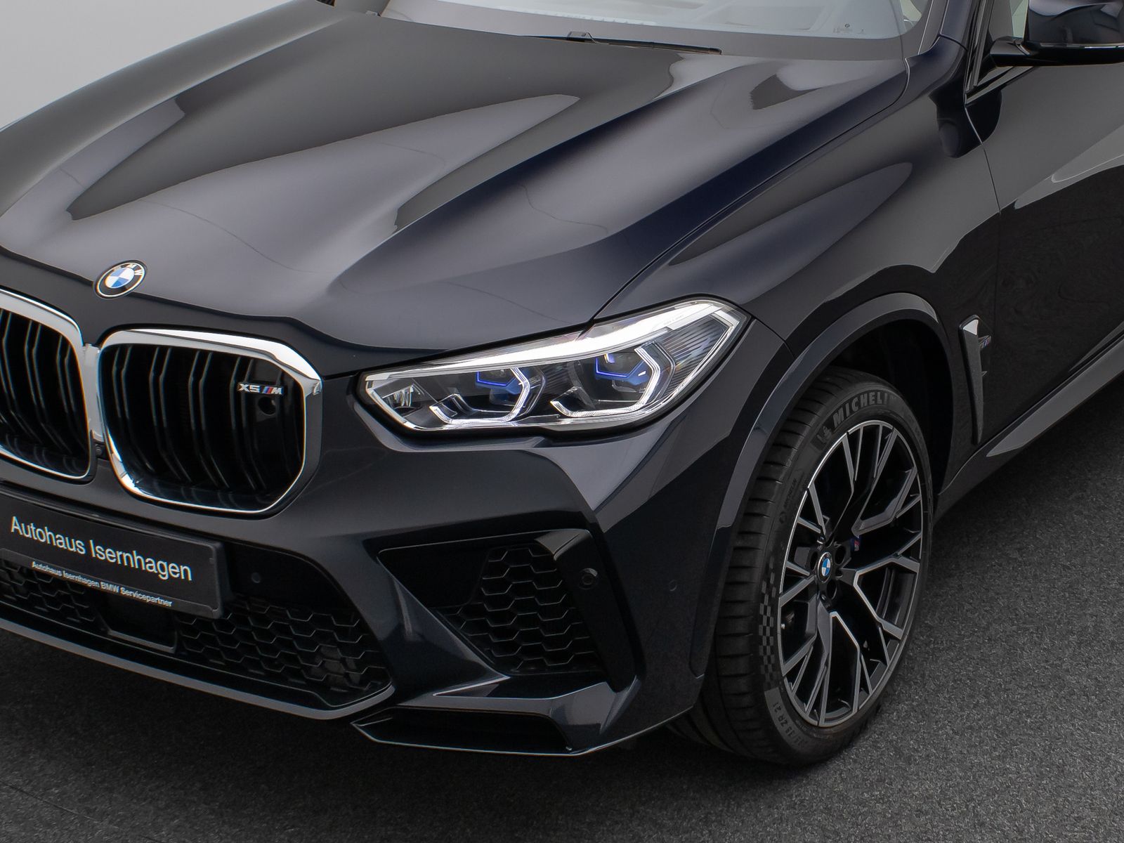 Fahrzeugabbildung BMW X5 M FondEntert NightVision TV SkyLoung MegaVoll