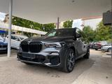 BMW X5 xDrive 45 e M Sport/AHK/Pano/Leder/Driving A - BMW X5 Gebrauchtwagen in Stuttgart