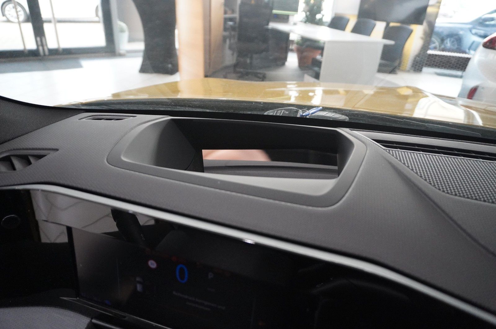 Fahrzeugabbildung Opel Astra L Lim. 1.6 HYBRID ULTIMATE NAVI/360°/HUD
