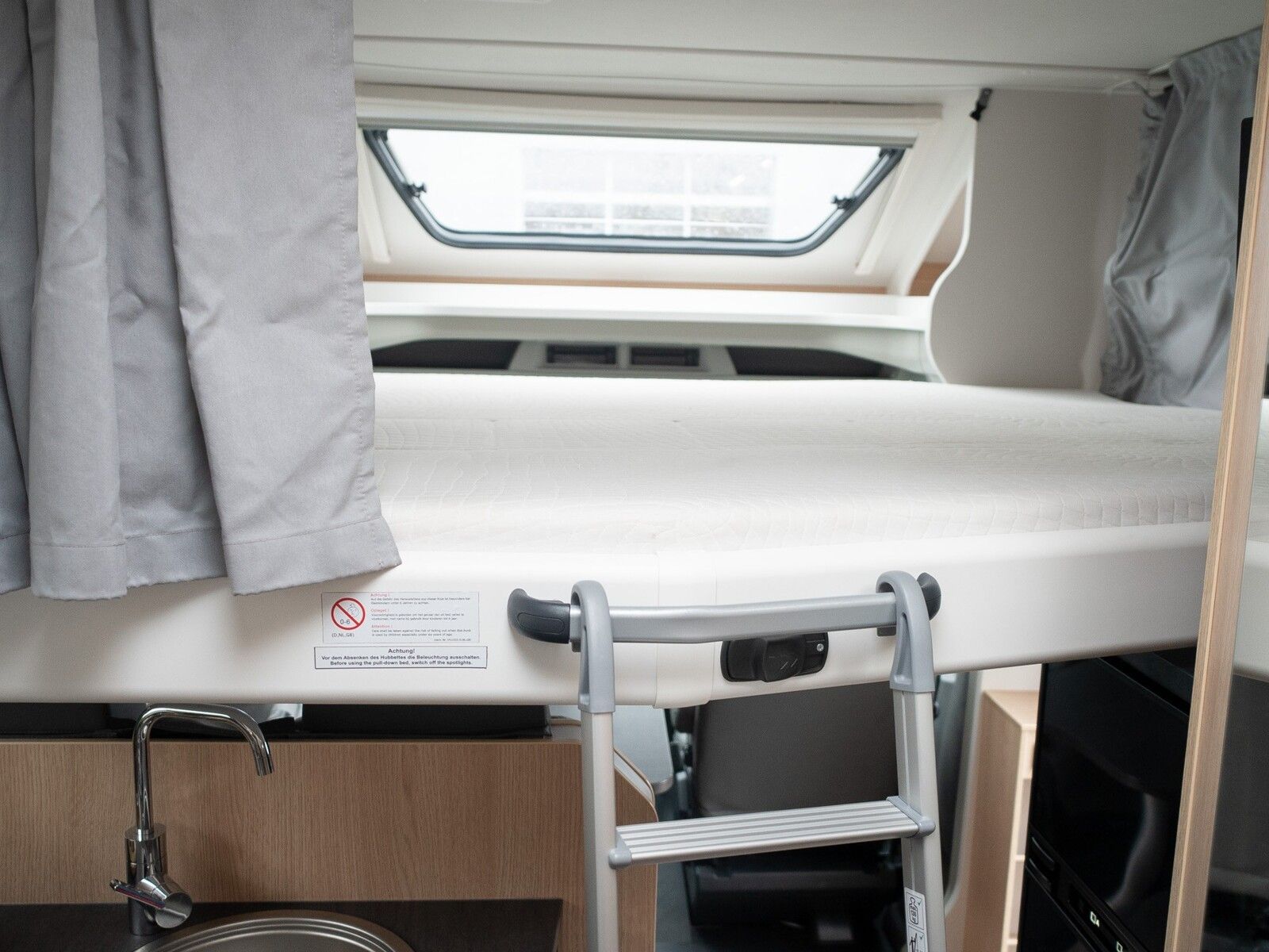 Fahrzeugabbildung Sunlight Adventure T Ford 670S Navi/Kamera, SAT/TV uvm.