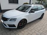 Skoda Octavia 2.0 TDI DSG 4x4 RS60 AHK Pano LED Virtua - Skoda Octavia RS60 mit Diesel-Antrieb