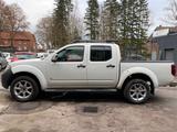 Nissan Navara Pickup Double Cab LE V6 4X4 - Nissan Navara SUV