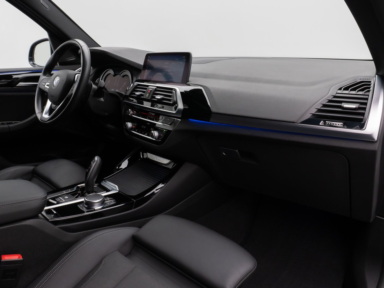 Fahrzeugabbildung BMW X3 xD20d xLine Kamera HUD H/K Komfort Sport 19"