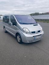 Renault Trafic 7 Sitze - gebrauchte Renault Trafic aus dem Jahr 2006