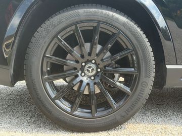 Mercedes GLS 400 - 8