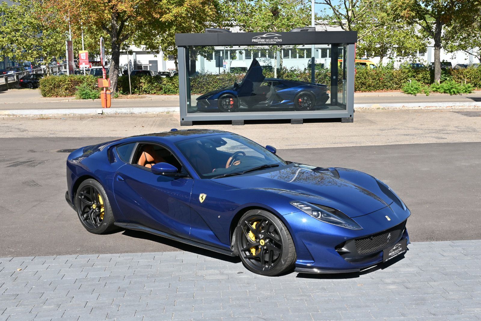 Ferrari 812