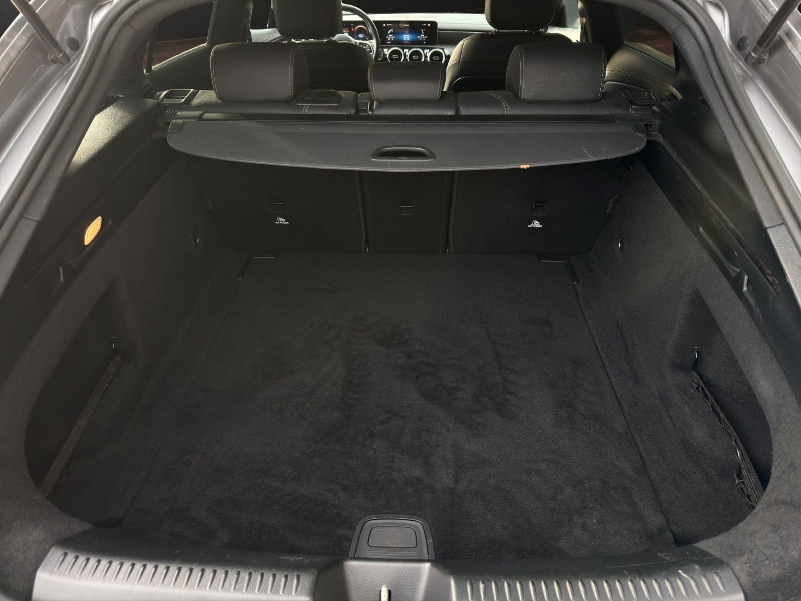 Fahrzeugabbildung Mercedes-Benz CLA 200d Shooting Brake *Dig.Cock*AHK*LED*MBUX