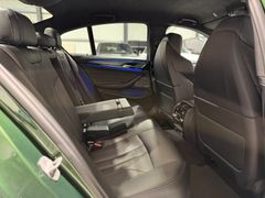 BMW M5 Competition/LASER/DRIVER´S/GAR/ACC/H+K/CARBON BMW M5 Competition/LASER/DRIVER´S/GAR/ACC/H+K/CARBON